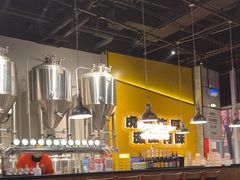 -HUZI虎滋精酿餐吧(京西大悦城店)