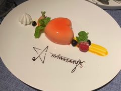 -弦月窗LUNETTE BY AMANDA(复兴路店)