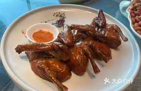 Crispy Fragrant Lady Pigeon