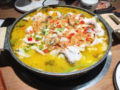蒜香老坛酸菜鱼（中份）-山城外·非遗酸菜鱼(蜀都万达店)