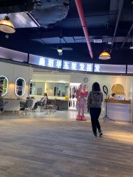 大厅-尚羽华东接发美发店