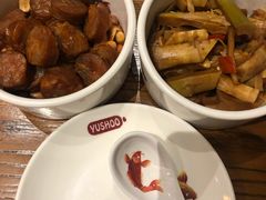 -渝是乎川渝小炒(新世界百货望京店)