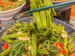 -马来西亚肉骨茶汤·招牌螃蟹·烧鸡·呷喱吧吧(海上世界店)