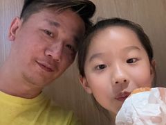 -四囍码头海鲜烧烤自助火锅(外滩南京东路悦荟广场店)