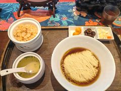 -百年老字号·观振兴蟹黄面·三虾面·苏式面(观前街富仁坊巷店)