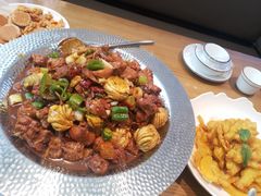 -俭寨大盘鸡·手抓肉·烧烤新疆菜(乌苏路店)