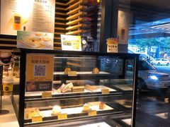 面包甜点陈列柜-麦当劳(海岸城店)