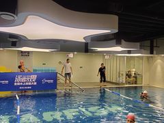 -蓝旗亲子游泳(范湖万达广场店)
