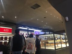 面包甜点陈列柜-LELECHA乐乐茶(上海五角场万达广场店)