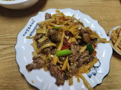 -牛八宝桂林米粉(八里庄店)