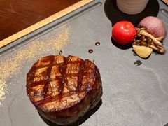 -恰餐厅及酒吧 CHAR Bar & Grill (北京丽都皇冠假日店)