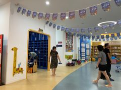 -戊辰亲子游泳俱乐部