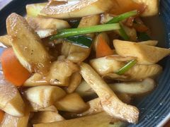 油焖皎白-75幢私房菜馆