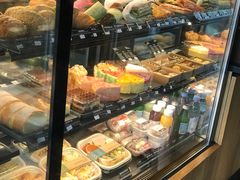 -星巴克臻选(莘庄仲盛店)