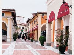 -佛罗伦萨小镇广佛名品奥特莱斯(疏港路店)