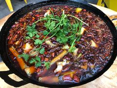 -鸿顺老铁锅美蛙鱼府(解放碑店)