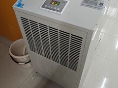 -安东易迷你自助仓储寄存仓库(杨浦店)