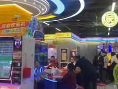 -爱玩嘉年华(龙湖曲江天街店)