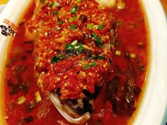 剁椒鱼头-快乐老家三鲜饺子东北菜(南六中路店)