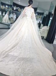 -艾米丽婚纱礼服