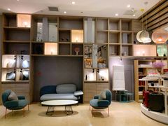 -西安大雁塔科技大学地铁站亚朵酒店