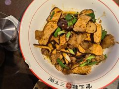 -富正毅三下锅·湘西韵味(天门山索道店)