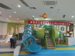 -乐之童成长中心(宝山万达店)