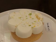 柚子柠檬塔-Ten Olives甜点
