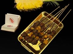 -何师烧烤Pro ·江湖川菜·小龙虾·精酿啤酒(太古里旗舰店)