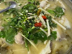 -廖哥泡椒兔(峨眉店)