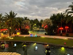 -三亚湾海居铂尔曼度假酒店