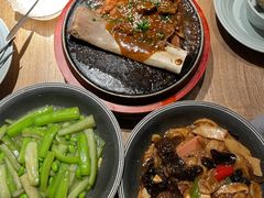 -蜜桃餐厅·伴山(湖滨商业街店)