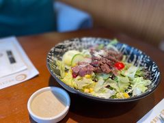 果木香烤牛肉温泉蛋沙拉-Mr.cattle·卡图牛扒(中建广场店)