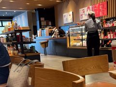 -星巴克(广州百信广场东区店)