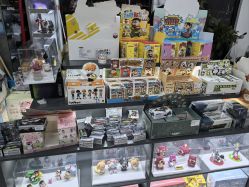 -玩动奇季品牌玩具超市