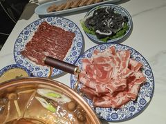 -一只羊·铜锅涮羊肉烧烤