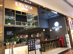 -POKEE VIA&Brunch·维娅(重庆来福士店)