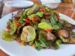 干莴苣炒腊肉-湖南湘菜馆(东湘缘二店)