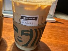 -星巴克(迪士尼小镇店)