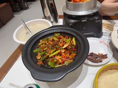 -梅利汴京烤鸭•开封豫菜地标店(东大街店)