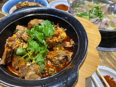 -冯烫烫跷脚牛肉·川菜小馆(武胜西街店)