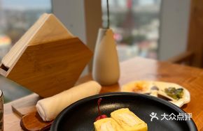 Peach Mountain Cheese Omelette