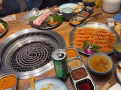 -明洞阿姨·韩式酱蟹烤肉·创意料理(三元桥店)