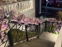 -Mark&Mars Restaurant