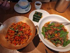 -沅江水·湖南家宴(南村万博长隆商圈店)