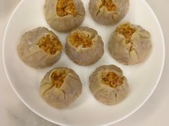 -爱的果实月嫂育婴师(世纪东方店)