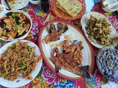 -何适山庄(水长城P2停车场店)