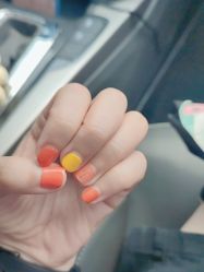 -孔雀手美甲美睫护理