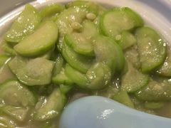 -川流不息·地道川菜·小龙虾(新松江路店)