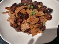 -梅飞酒家(桑园路店)
